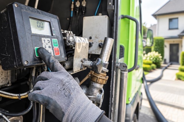 Así llega tu gasóleo a domicilio en Ponteareas - Imagen 1