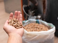 ¿Buscas pellets de calidad? Encuentra los mejores sacos para tu estufa en nuestra estación