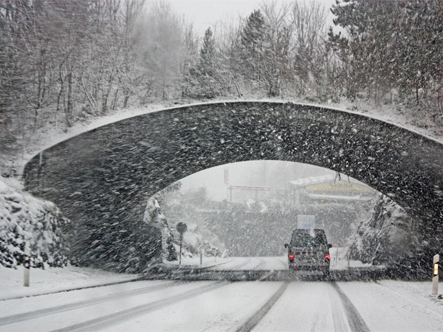 Consejos para circular por carreteras con nieve