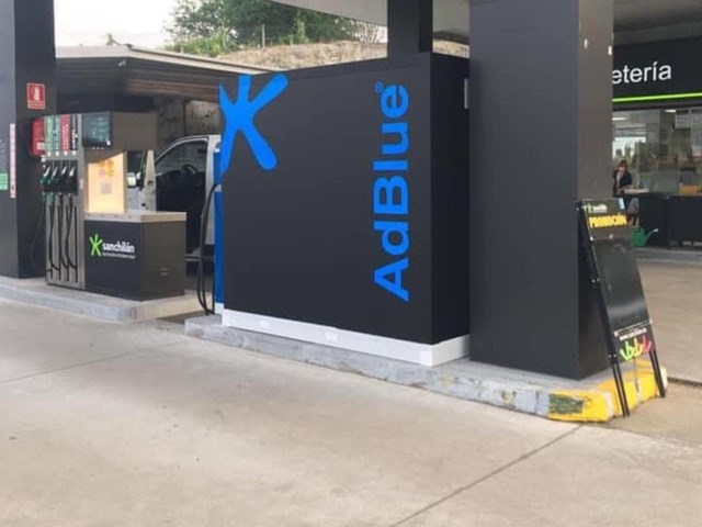 ¿Qué es el AdBlue y por qué es esencial para tu vehículo diésel?